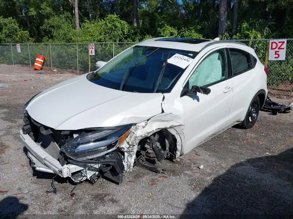 3CZRU5H54NM708775 2022 HONDA HR-V - Image 2