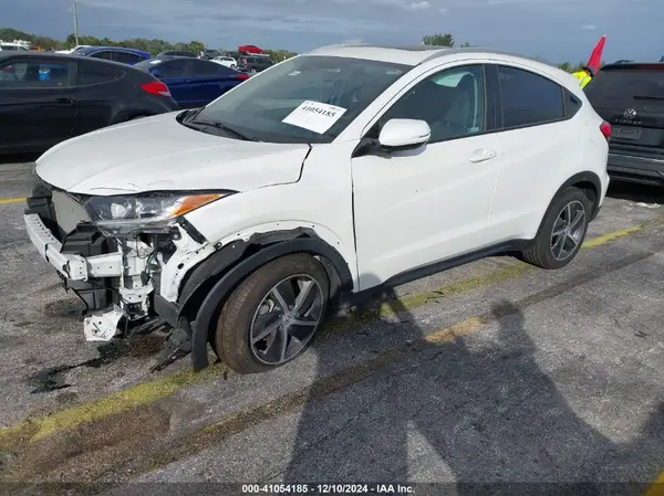 3CZRU5H54NM744627 2022 HONDA HR-V - Image 2