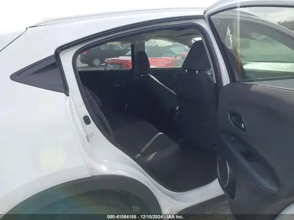 3CZRU5H54NM744627 2022 HONDA HR-V - Image 8
