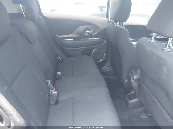 3CZRU5H55GM712644 2016 HONDA HR-V - Image 8