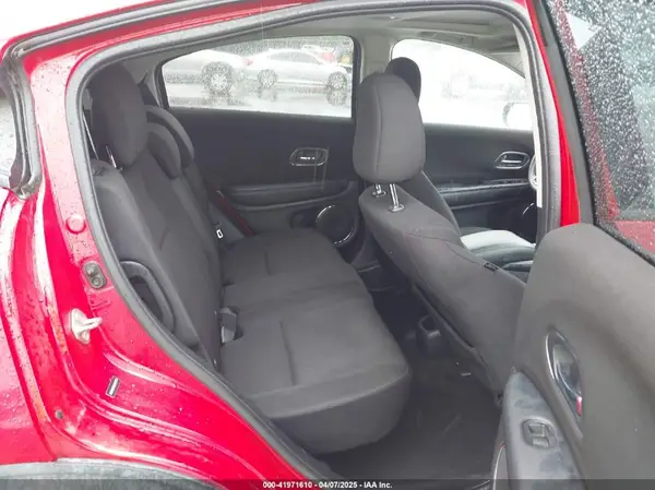 3CZRU5H55GM721215 2016 HONDA HR-V - Image 8