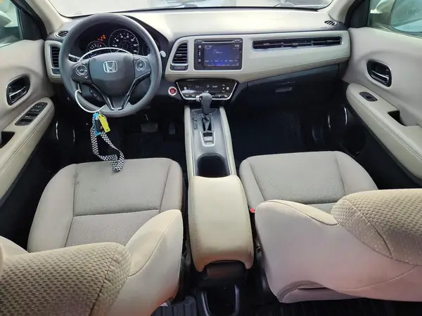 3CZRU5H55HG706262 2017 HONDA HR-V - Image 8