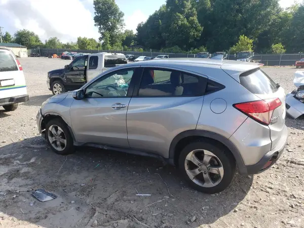 3CZRU5H55HG709548 2017 HONDA HR-V - Image 2
