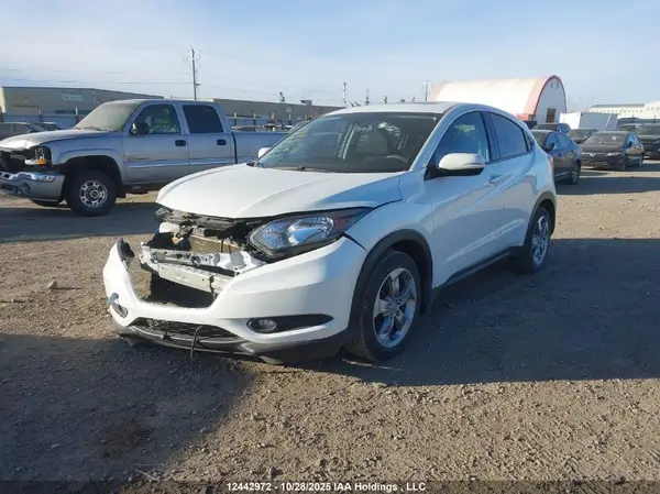3CZRU5H55HM100347 2017 HONDA HR-V - Image 2