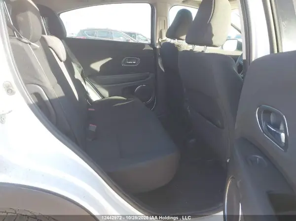 3CZRU5H55HM100347 2017 HONDA HR-V - Image 8