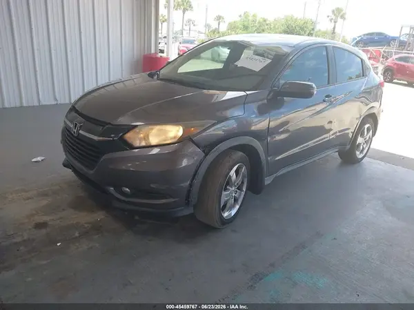 3CZRU5H55HM707686 2017 HONDA HR-V - Image 2