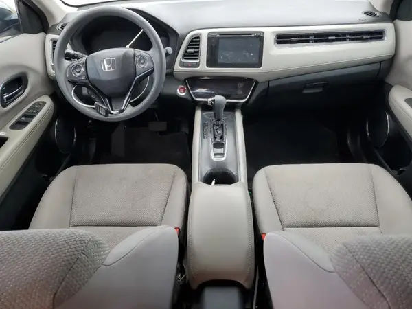 3CZRU5H55HM710684 2017 HONDA HR-V - Image 8