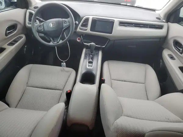 3CZRU5H55HM715237 2017 HONDA HR-V - Image 8