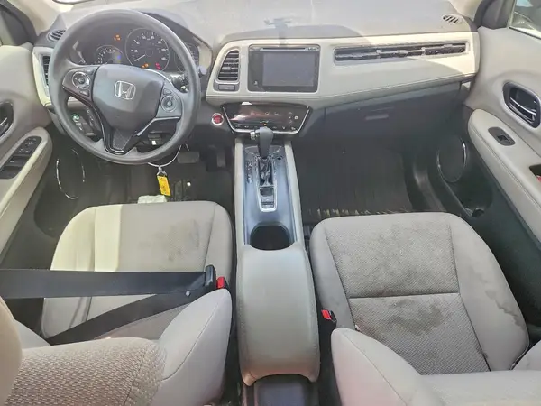3CZRU5H55HM715304 2017 HONDA HR-V - Image 8