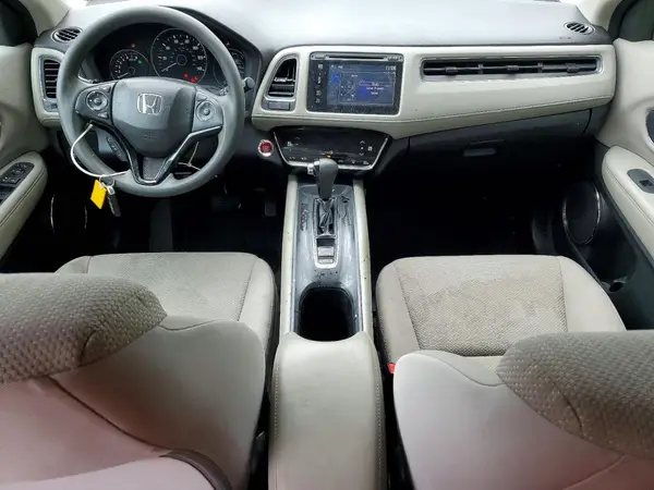 3CZRU5H55HM715352 2017 HONDA HR-V - Image 8