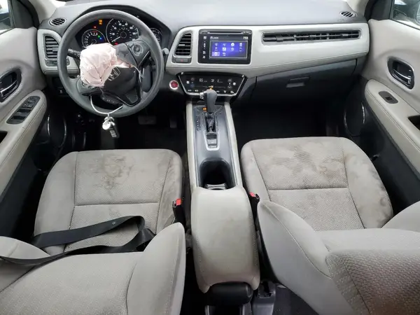 3CZRU5H55HM717697 2017 HONDA HR-V - Image 8