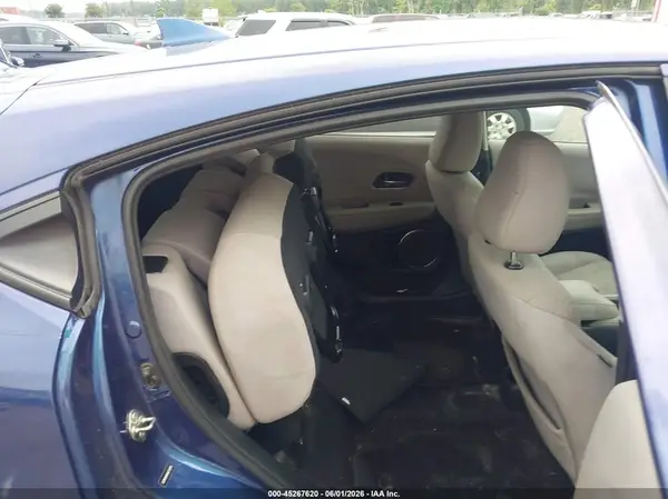 3CZRU5H55HM719255 2017 HONDA HR-V - Image 8