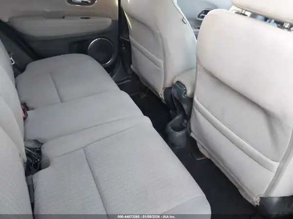 3CZRU5H55HM721443 2017 HONDA HR-V - Image 8