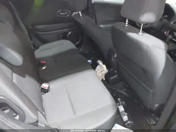 3CZRU5H55HM725833 2017 HONDA HR-V - Image 8