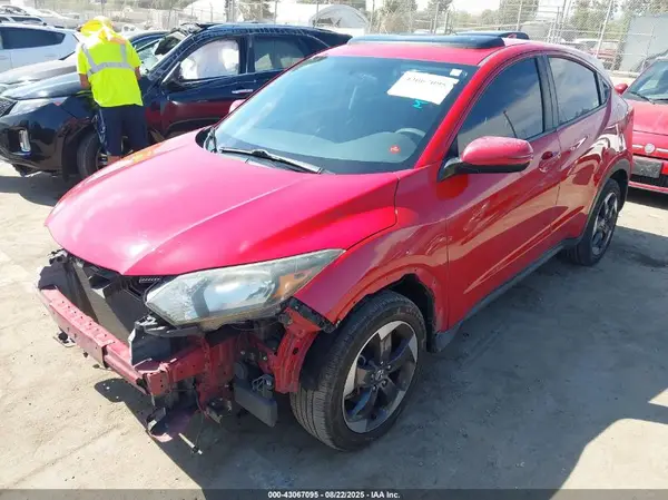 3CZRU5H55JG701813 2018 HONDA HR-V - Image 2