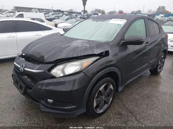3CZRU5H55JG702363 2018 HONDA HR-V - Image 2