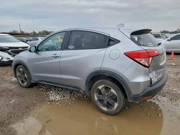 3CZRU5H55JG704050 2018 HONDA HR-V - Image 2