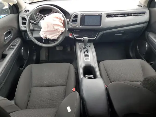 3CZRU5H55JM705863 2018 HONDA HR-V - Image 8