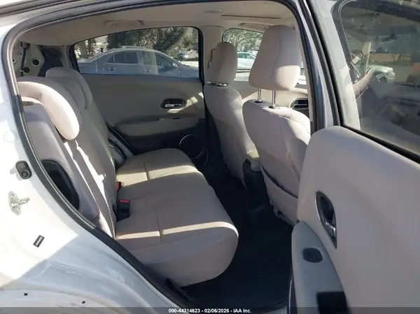 3CZRU5H55JM709671 2018 HONDA HR-V - Image 8