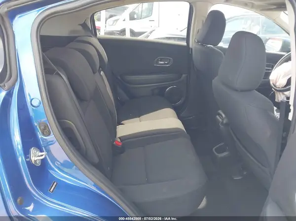 3CZRU5H55JM712019 2018 HONDA HR-V - Image 8