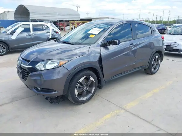 3CZRU5H55JM712344 2018 HONDA HR-V - Image 2