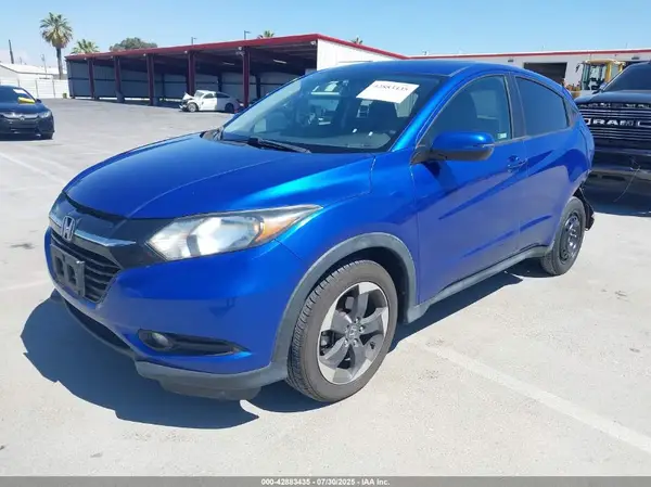 3CZRU5H55JM712442 2018 HONDA HR-V - Image 2