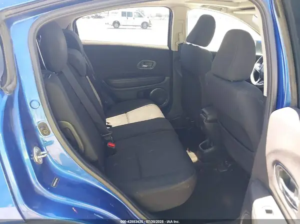 3CZRU5H55JM712442 2018 HONDA HR-V - Image 8