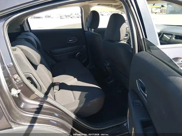 3CZRU5H55JM712523 2018 HONDA HR-V - Image 8