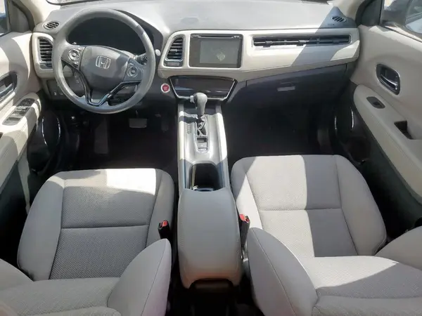 3CZRU5H55JM714157 2018 HONDA HR-V - Image 8