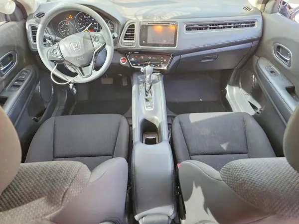 3CZRU5H55JM714708 2018 HONDA HR-V - Image 8