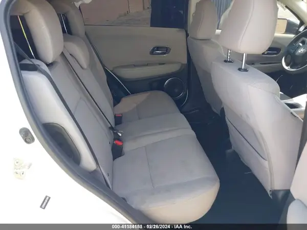 3CZRU5H55JM723084 2018 HONDA HR-V - Image 8