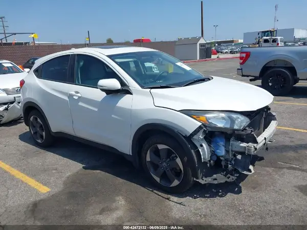 3CZRU5H55JM723103 2018 HONDA HR-V - Image 1