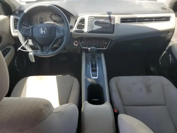 3CZRU5H55JM723618 2018 HONDA HR-V - Image 8