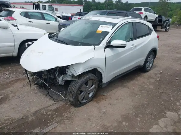 3CZRU5H55KM705119 2019 HONDA HR-V - Image 2