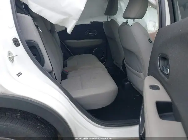 3CZRU5H55KM705119 2019 HONDA HR-V - Image 8