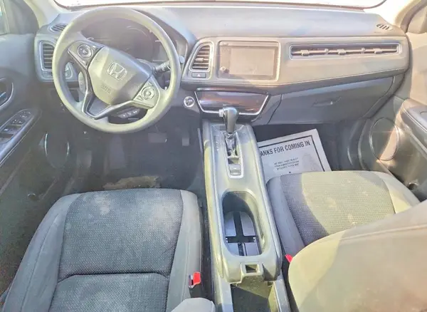 3CZRU5H55KM706268 2019 HONDA HR-V - Image 8