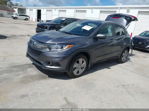 3CZRU5H55KM726231 2019 HONDA HR-V - Image 2