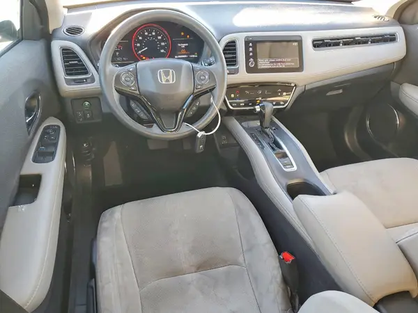3CZRU5H55LM700715 2020 HONDA HR-V - Image 8