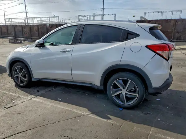3CZRU5H55MM700439 2021 HONDA HR-V - Image 2