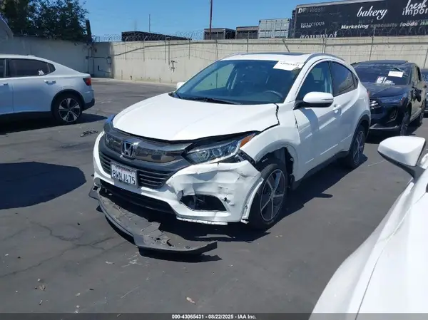 3CZRU5H55MM723459 2021 HONDA HR-V - Image 2