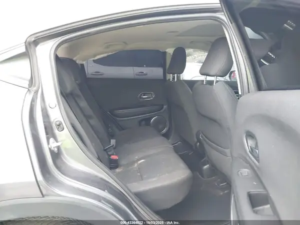 3CZRU5H55NM728176 2022 HONDA HR-V - Image 8