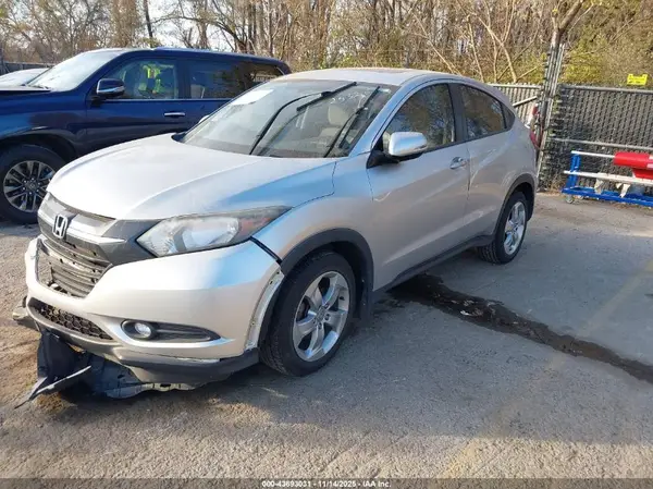 3CZRU5H56GM705024 2016 HONDA HR-V - Image 2