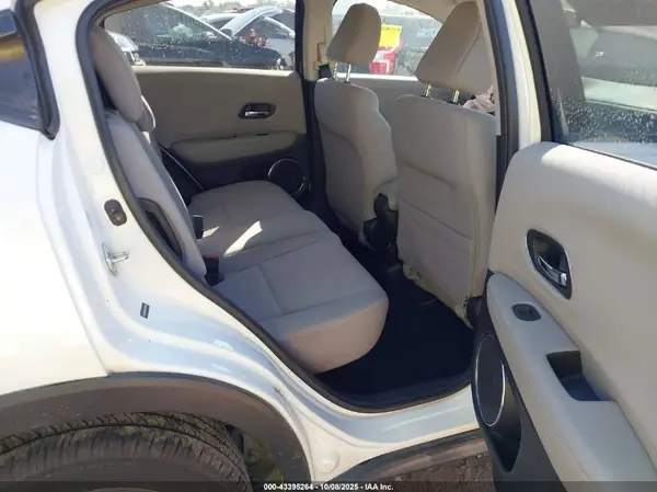 3CZRU5H56GM715469 2016 HONDA HR-V - Image 8