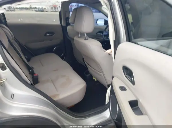 3CZRU5H56GM723474 2016 HONDA HR-V - Image 8