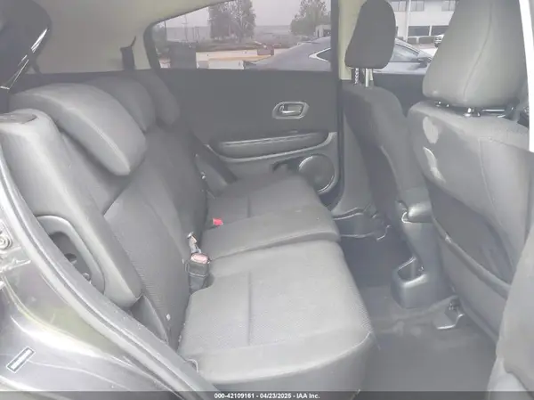 3CZRU5H56GM734751 2016 HONDA HR-V - Image 8
