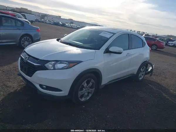 3CZRU5H56GM744888 2016 HONDA HR-V - Image 2