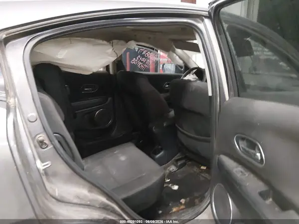 3CZRU5H56GM745569 2016 HONDA HR-V - Image 8
