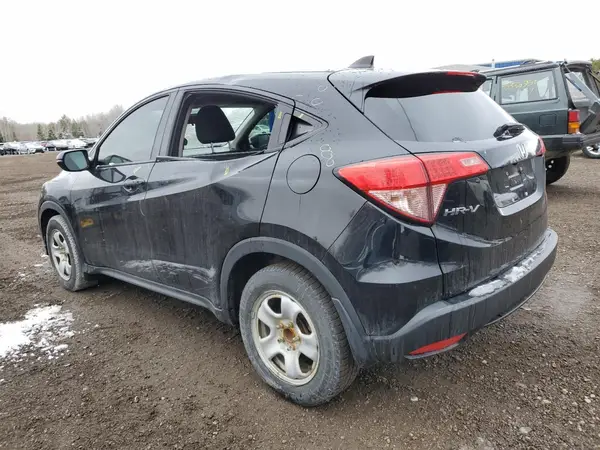 3CZRU5H56HM100289 2017 HONDA HR-V - Image 2