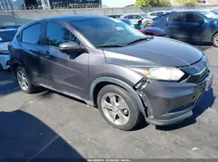 3CZRU5H56HM705901 2017 HONDA HR-V