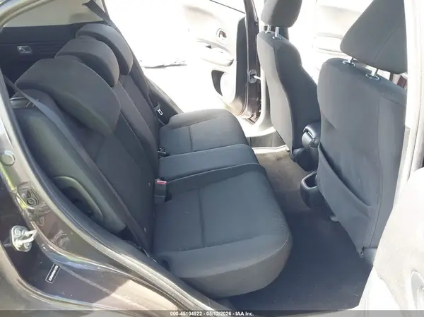 3CZRU5H56HM712332 2017 HONDA HR-V - Image 8